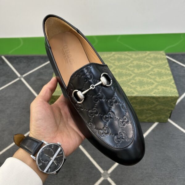 Gucci Men's Classic Cowhide Leather Suede Dress Shoes - Image 6