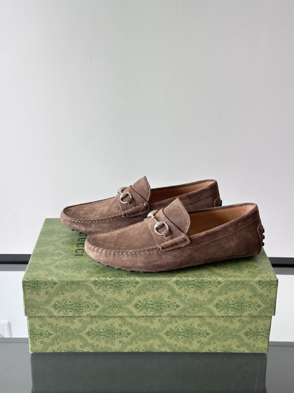 Gucci Men's Classic Cowhide Leather Bean Shoes Loafers - Image 4