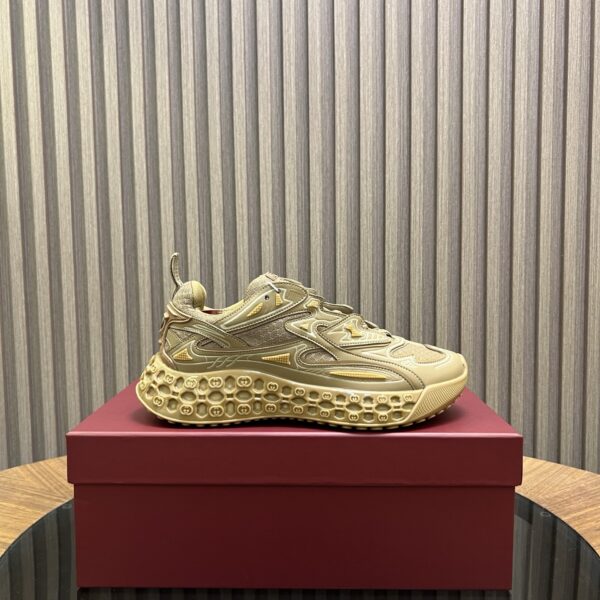 Gucci Men's Demetra And Mesh Fabric Casual Sports Shoes - Image 3