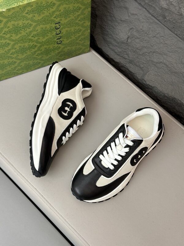 Gucci Men's Cowhide Leather Paired With Mesh Fabric Sports Shoes - Image 3