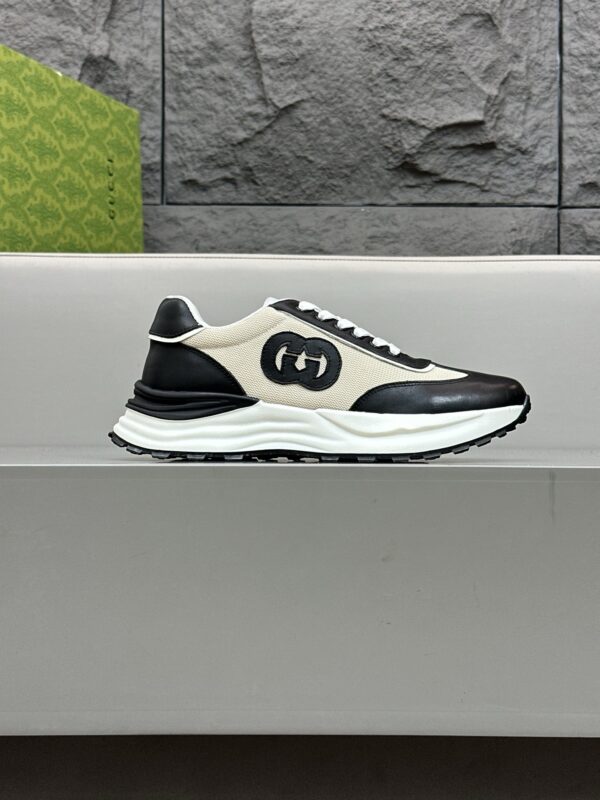 Gucci Men's Cowhide Leather Paired With Mesh Fabric Sports Shoes - Image 4