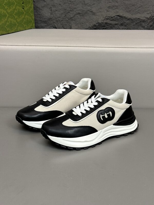 Gucci Men's Cowhide Leather Paired With Mesh Fabric Sports Shoes