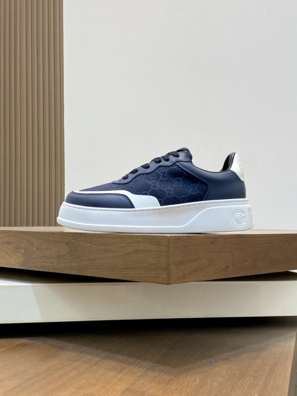 Gucci Men's Nappa Calf Leather With Fabric Casual Sports Shoes - Image 3