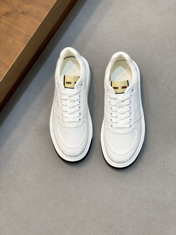 Gucci Men's Cowhide Leather Paired With Fabric Casual Sport Shoes - Image 2
