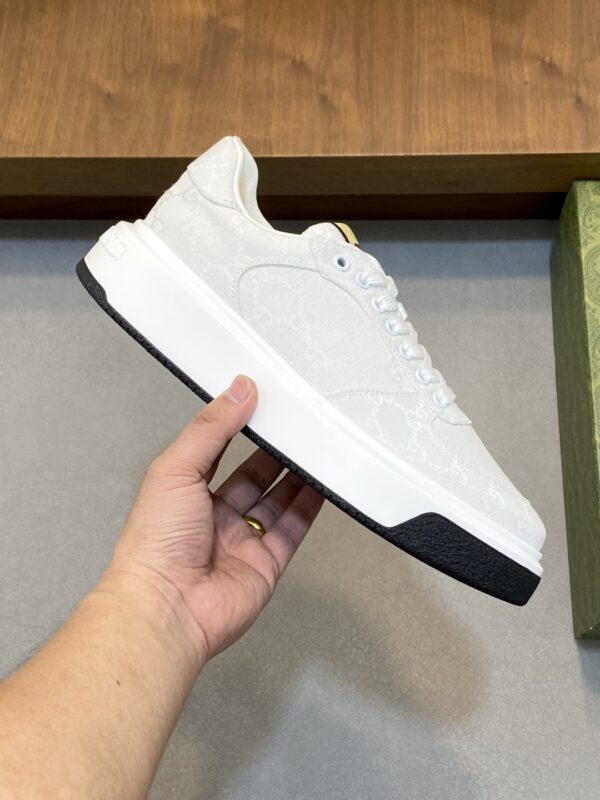 Gucci Men's Cowhide Leather Paired With Fabric Casual Sport Shoes - Image 4