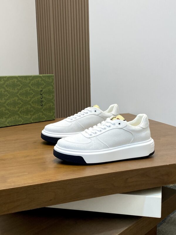 Gucci Men's Cowhide Leather Paired With Fabric Casual Sport Shoes