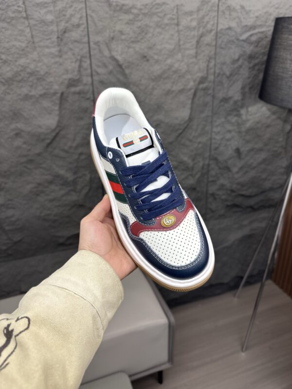 Gucci Men's Cowhide Leather Soft And Comfortable Sports Shoes - Image 6
