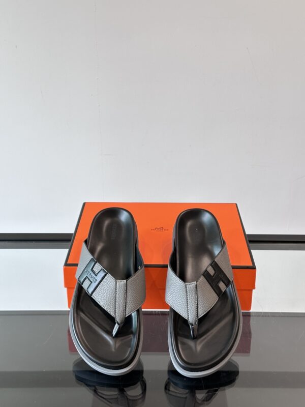 Hermes High End Molded Large Soled Men's Slippers - Image 6