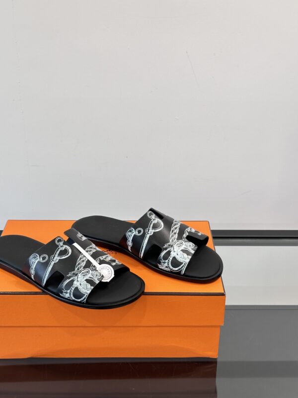 Hermes High Quality Cowhide Leather Outsole Men's Slippers - Image 7