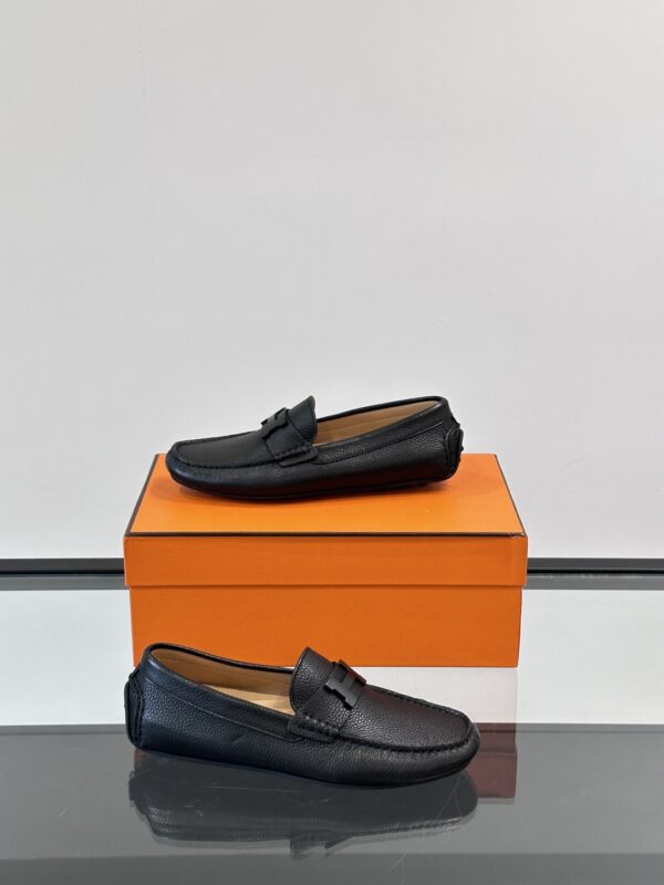 Hermes Men's High End Boutique Low Cut Casual Loafers - Image 5