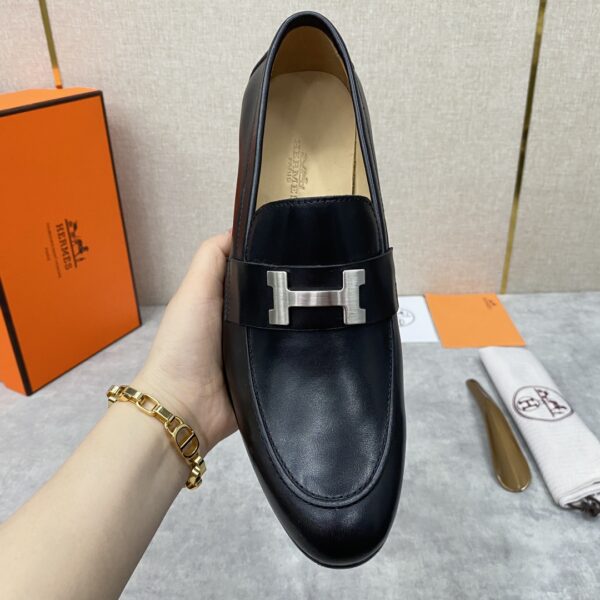 Hermes High Quality Cowhide Leather Letter Loafers - Image 7