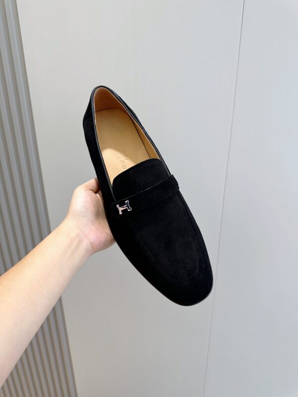 Hermes New Men's H Letter Cowhide Leather Loafers - Image 4