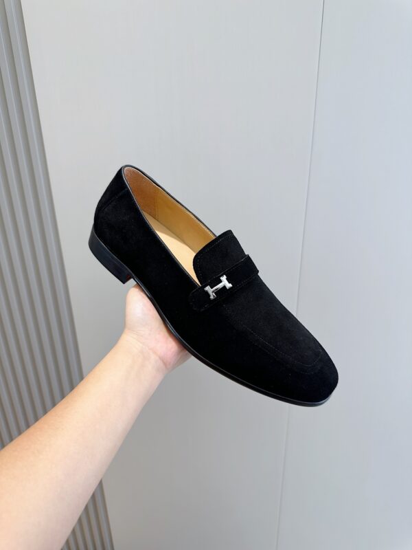 Hermes New Men's H Letter Cowhide Leather Loafers - Image 5