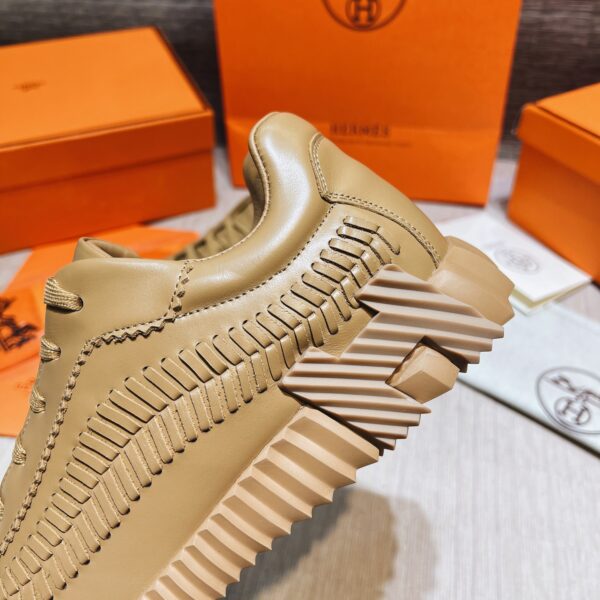 Hermes High Quality 24ss Couple's Early Spring White Shoes - Image 7