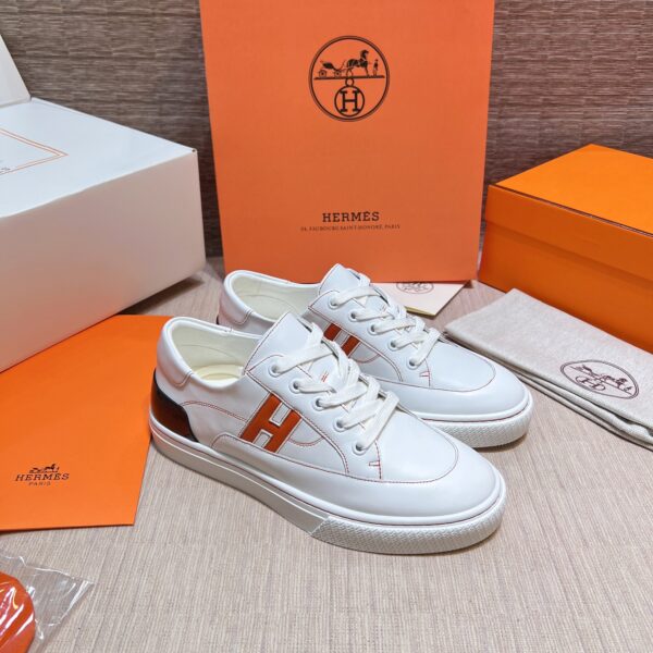Hermes 22ss Early Spring Cowhide Leather White Shoes