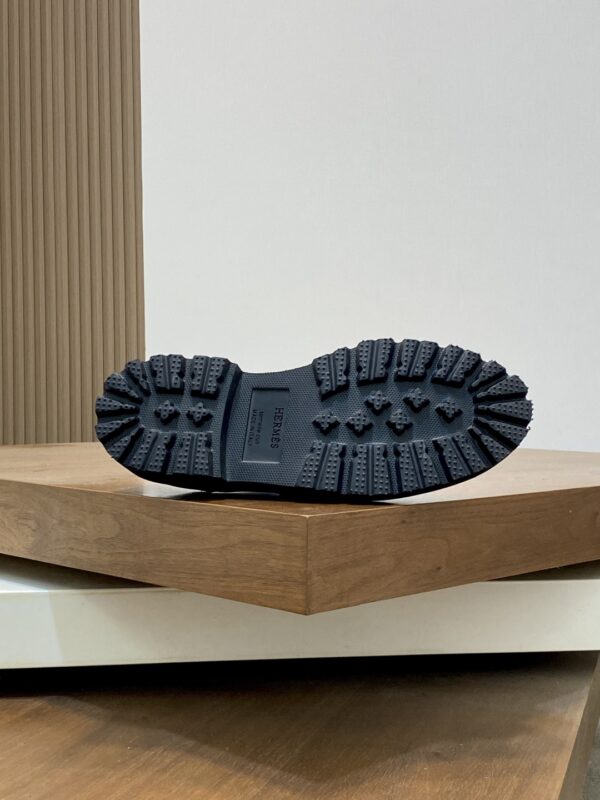 Hermes Men's Suede Calf Leather With One Foot Loafers - Image 9