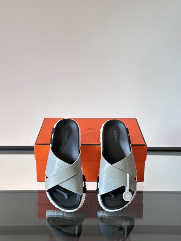 Hermes High End Molded Large Soled Men's Slippers - Image 7
