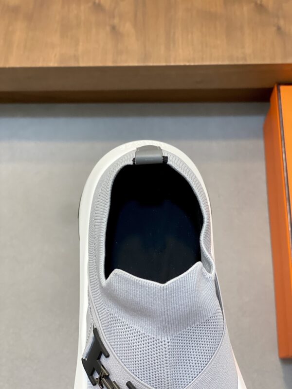Hermes Men's Flyknit Comfortable Material Casual Loafers - Image 6