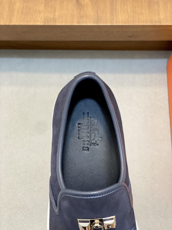 Hermes Men's Top Layer Cowhide Leather Casual Loafers - Image 7