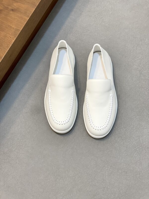 Hermes Men's Top Layer Cowhide Leather Comfortable Casual Loafers - Image 2