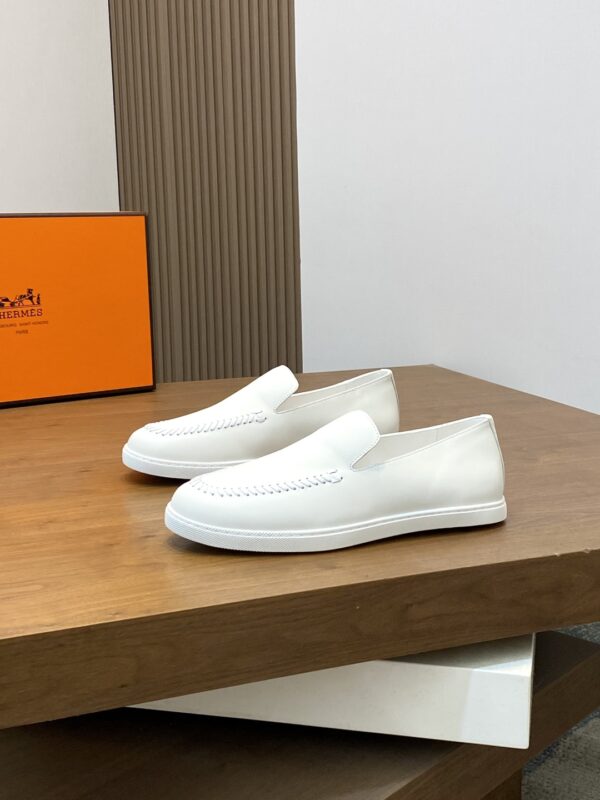 Hermes Men's Top Layer Cowhide Leather Comfortable Casual Loafers