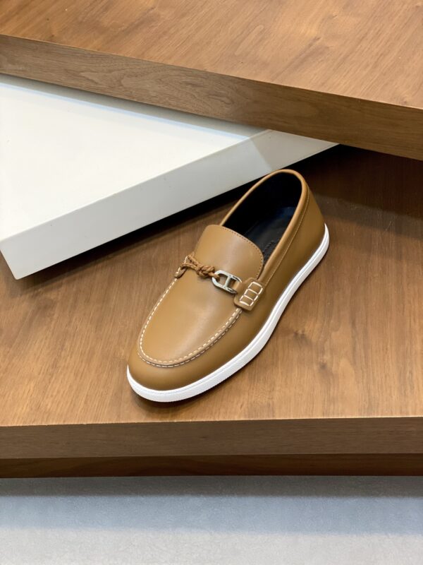 Hermes Men's Cowhide Leather Comfortable Casual Loafers - Image 6