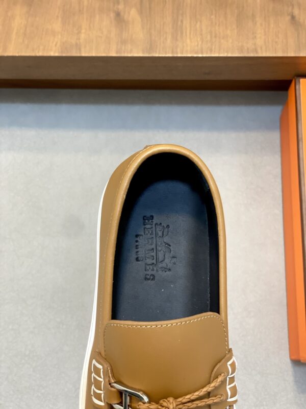 Hermes Men's Cowhide Leather Comfortable Casual Loafers - Image 7