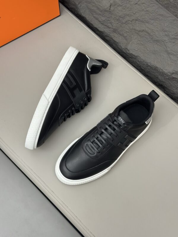 Hermes Men's Cowhide Leather Comfortable Casual Sport Shoes - Image 5