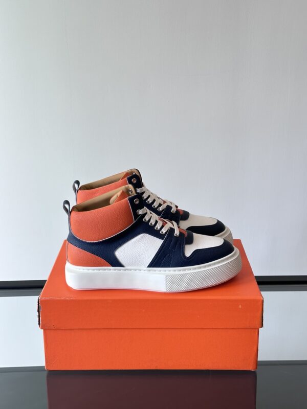 Hermes Men's Low Cut Thick Soled Casual Sports Shoes - Image 2