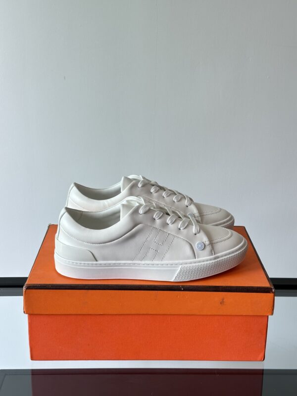 Hermes Men's Cowhide Leather Low Top Casual Sports Shoes - Image 2