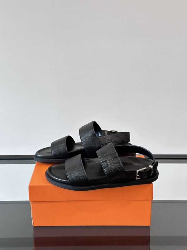 Hermes Cowhide Leather Molded Large Soled Men's Slippers Sandals - Image 4