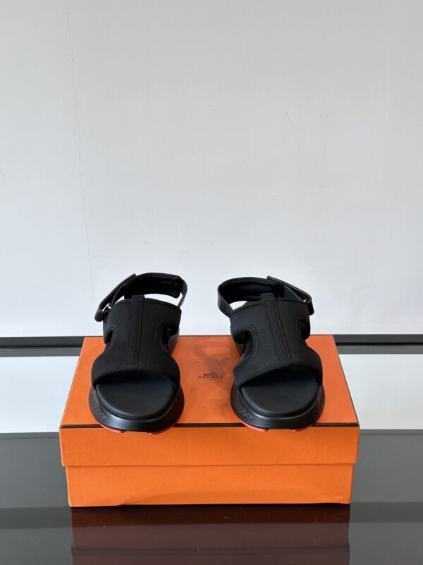 Hermes Cowhide Leather Molded Large Soled Men's Sandals - Image 3