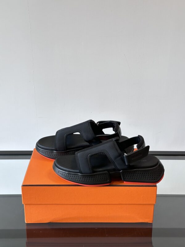 Hermes Cowhide Leather Molded Large Soled Men's Sandals - Image 4