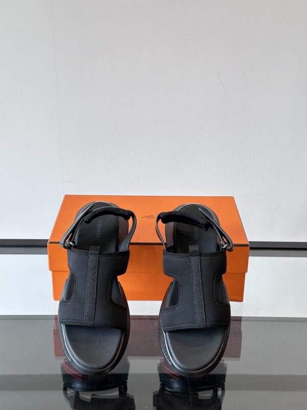 Hermes Cowhide Leather Molded Large Soled Men's Sandals - Image 6