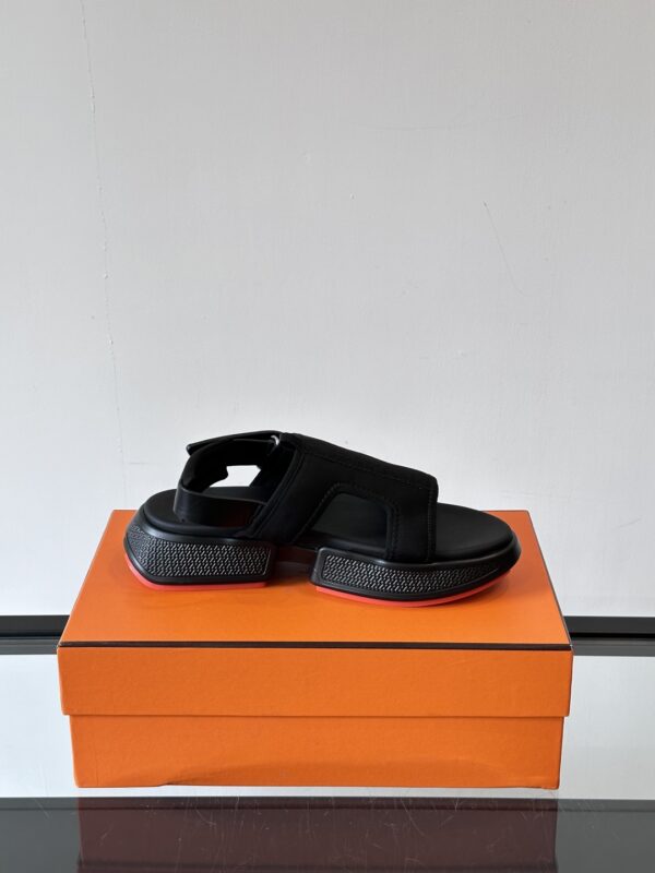 Hermes Cowhide Leather Molded Large Soled Men's Sandals - Image 8
