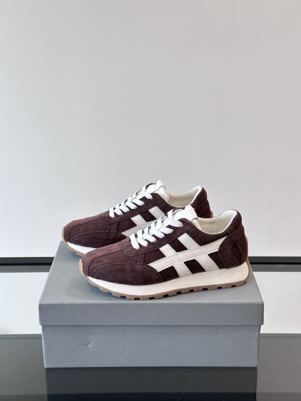 Hogan Men's New Series Cowhide Leather Low Cut Sports Shoes - Image 4