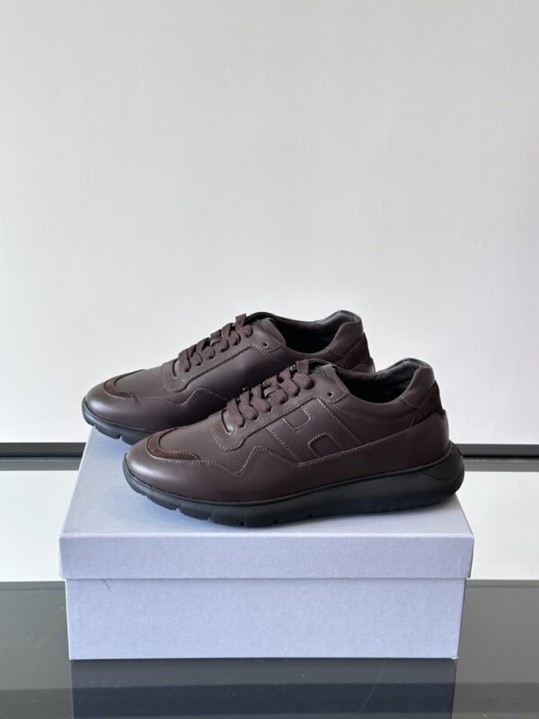 Hogan Men's Cowhide Leather Low Cut Sports Shoes - Image 4