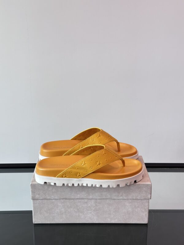 Jimmy Choo New High End Cowhide Leather Men's Slippers - Image 2