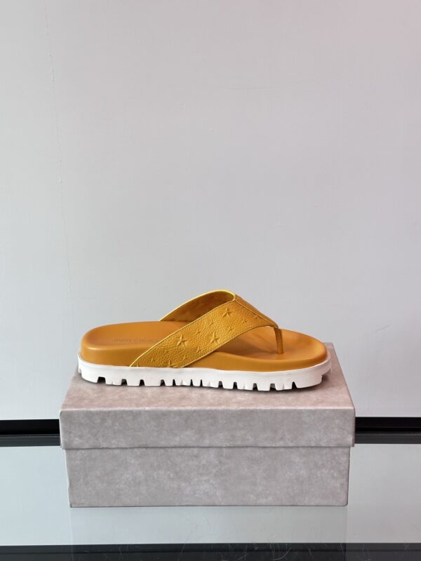 Jimmy Choo New High End Cowhide Leather Men's Slippers - Image 7