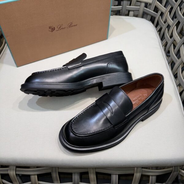 Loro Piana Travis Men's Cowhide Leather Mokasin Shoes - Image 4