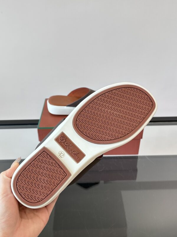 Loro Piana New Men's Cowhide Leather Sandals - Image 9