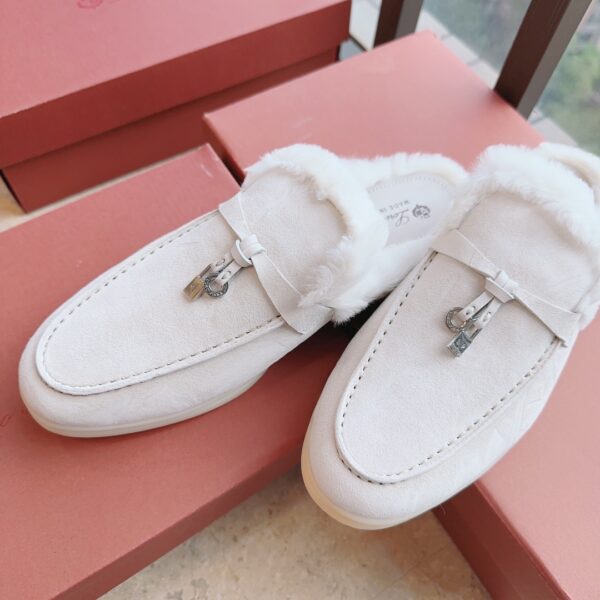 Loro Piana Classic Pendant Mokasin Hairy Shoes Half Slippers - Image 3