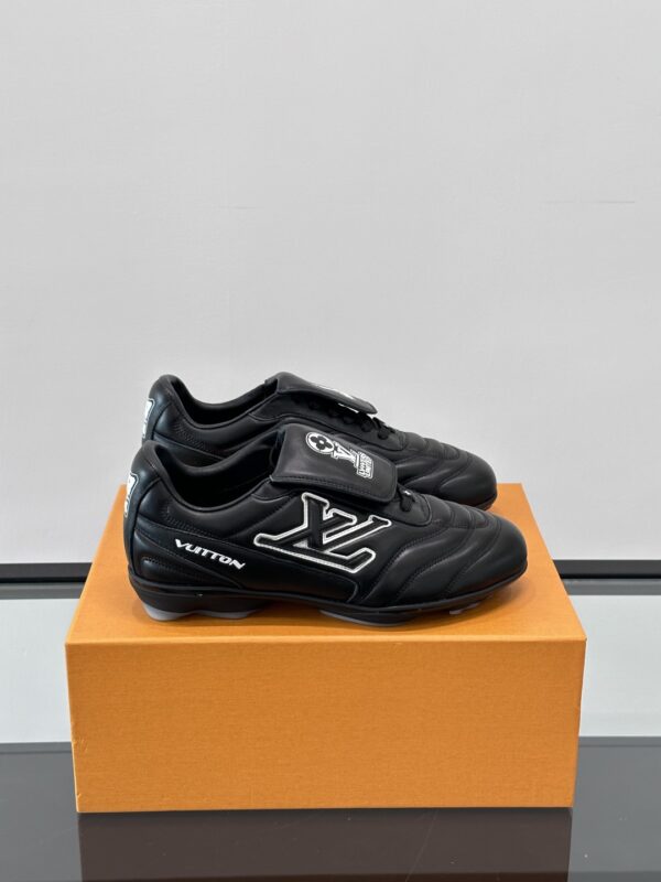 Louis Vuitton Couple's Footprint Soccer Cowhide Leather Sneakers - Image 2