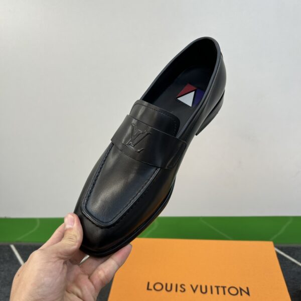 Louis Vuitton Calf Leather Fabric Cowhide Outsole Dress Shoes - Image 9