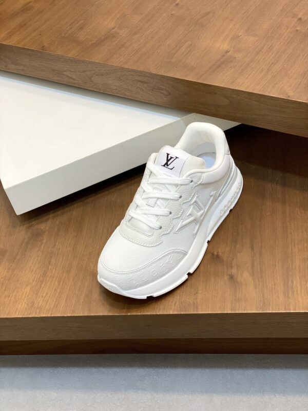 Louis Vuitton New Breathable British Mesh Sports Shoes - Image 6