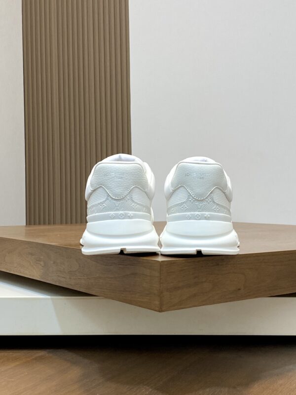 Louis Vuitton New Breathable British Mesh Sports Shoes - Image 8