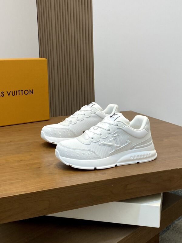 Louis Vuitton New Breathable British Mesh Sports Shoes