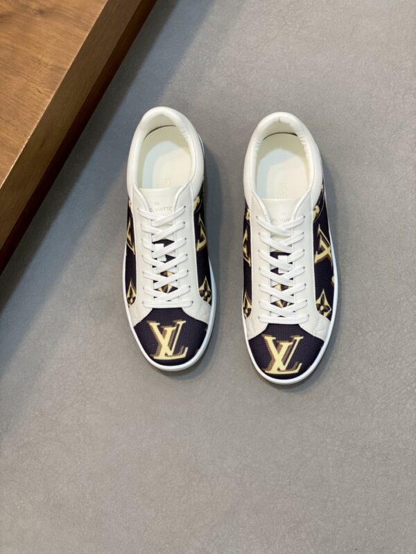 Louis Vuitton Men's Breathable Mesh Casual Sports Shoes - Image 2