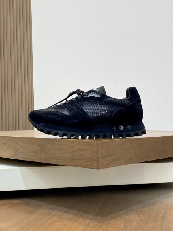 Louis Vuitton Anti Suede Calf Leather Casual Sports Shoes - Image 3