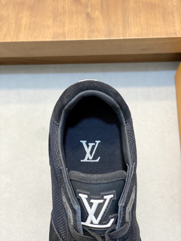 Louis Vuitton Anti Suede Calf Leather Casual Sports Shoes - Image 7